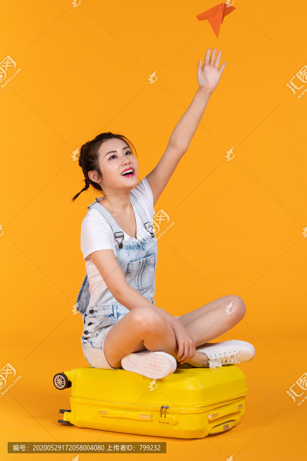 棚拍年轻女子