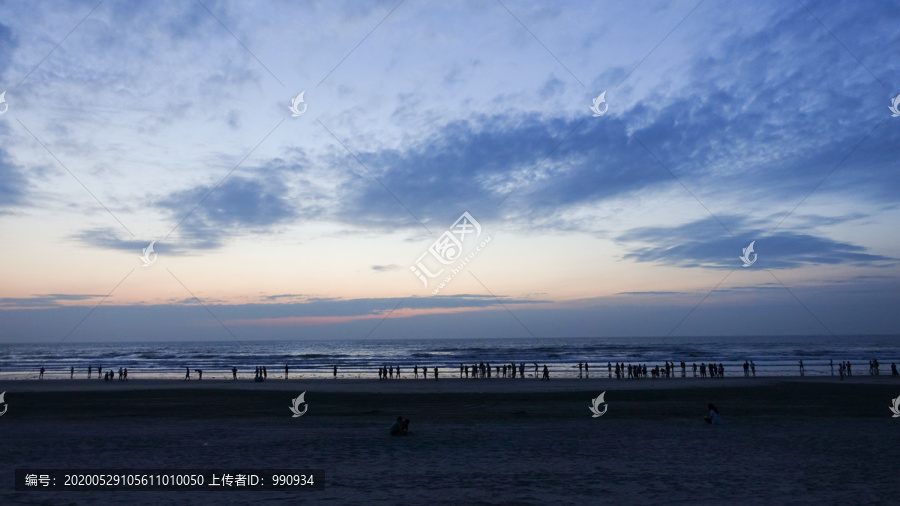 海上日出