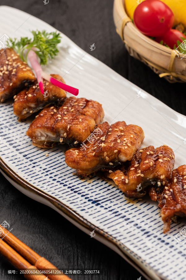 蒲烧鳗鱼丼