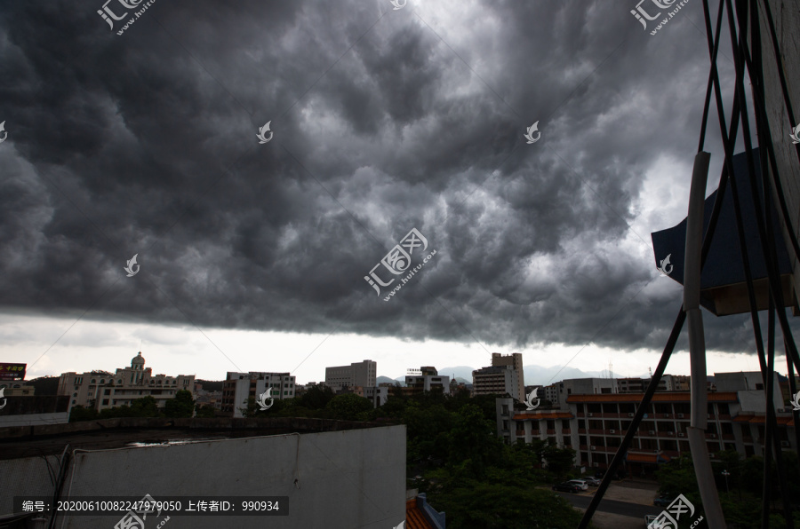 大雨将至