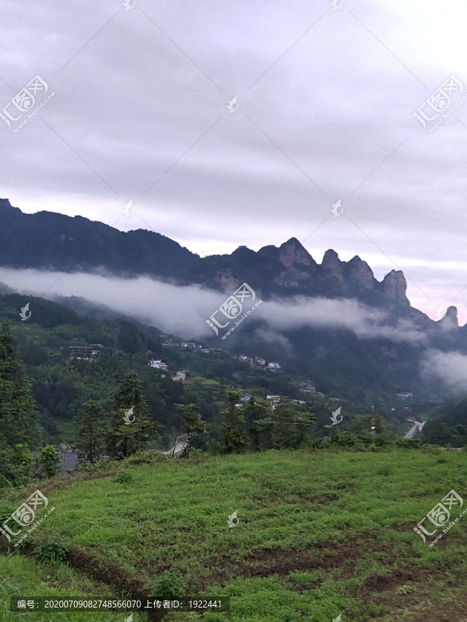 大山里的民居