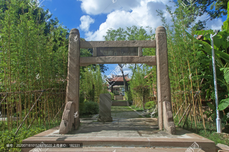 小山丛竹旅拍风景