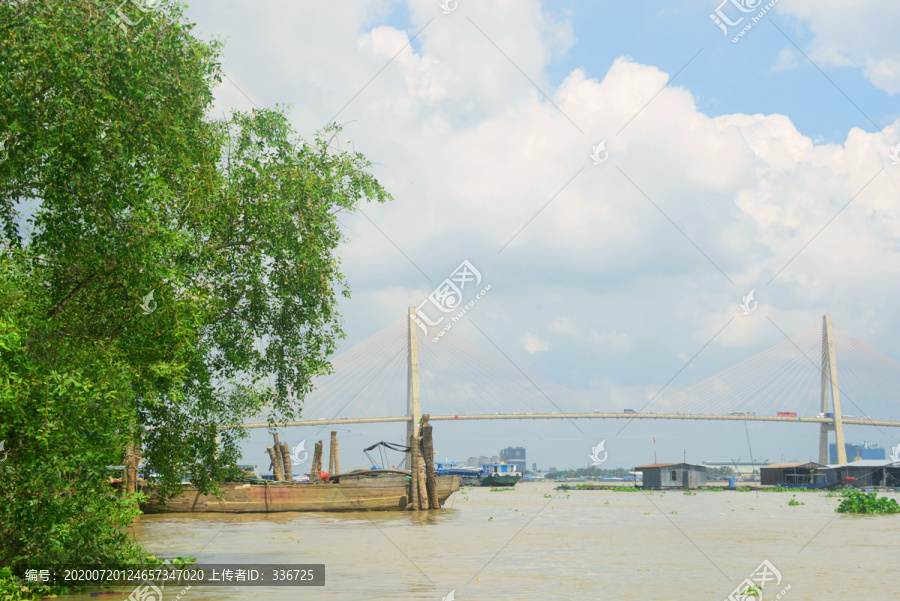 越南九龙江及湄公河大桥