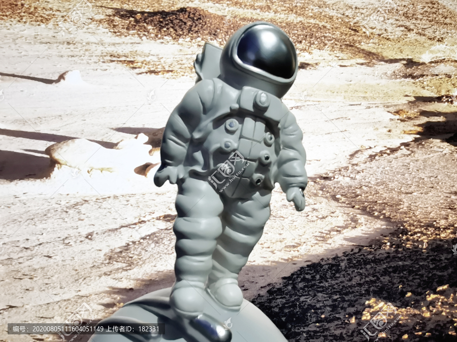 宇航员雕塑