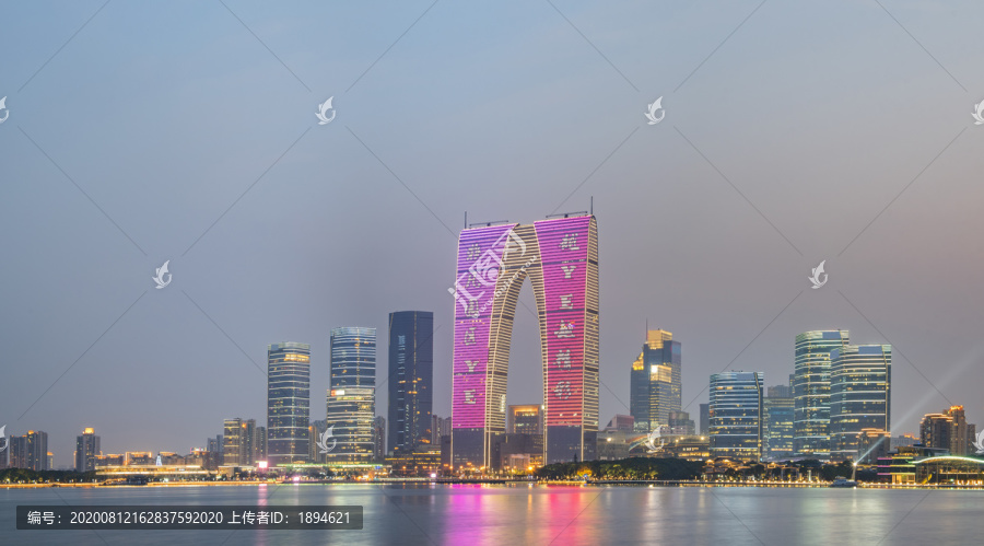 苏州金鸡湖夜景