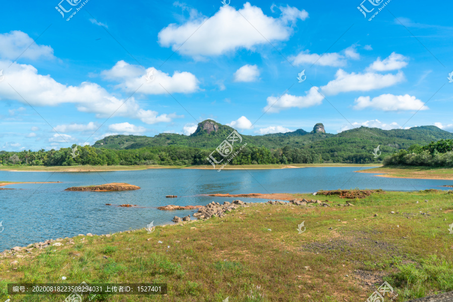 海南白石岭生态湖