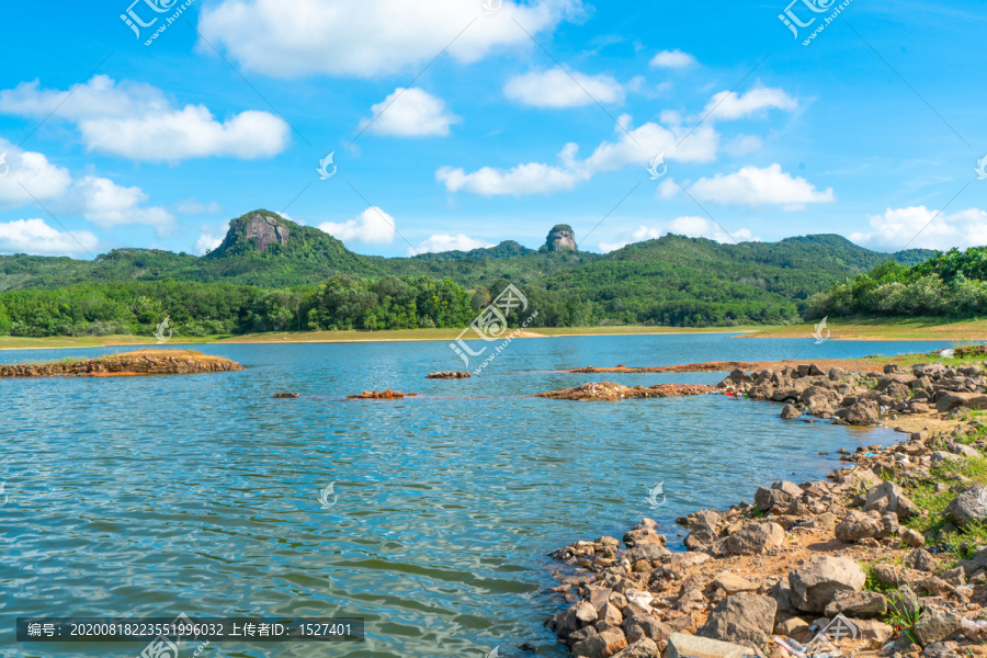 海南白石岭生态湖