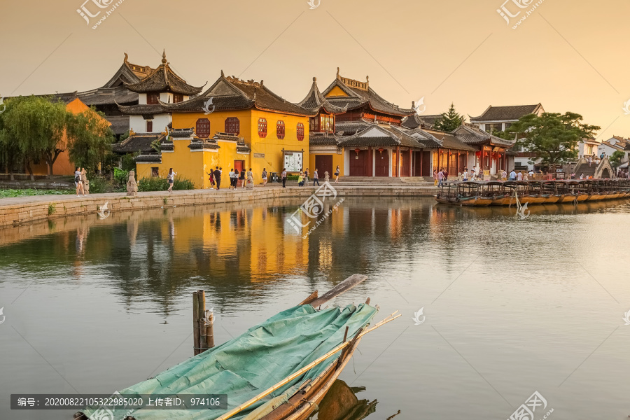 中国苏州锦溪古镇的古建筑和风光