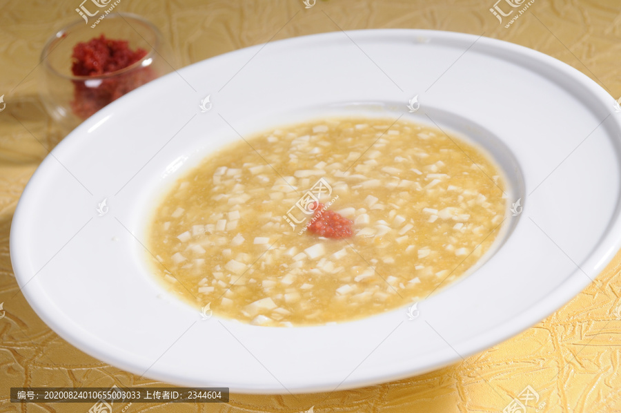 鱼籽蟹粉豆腐