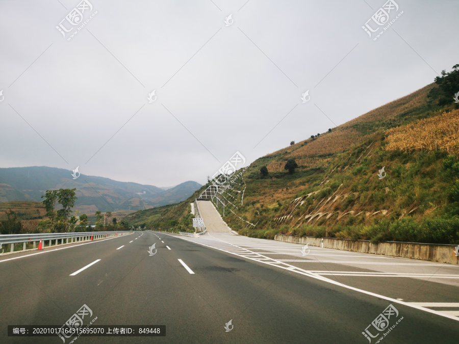 高速公路紧急避难匝道