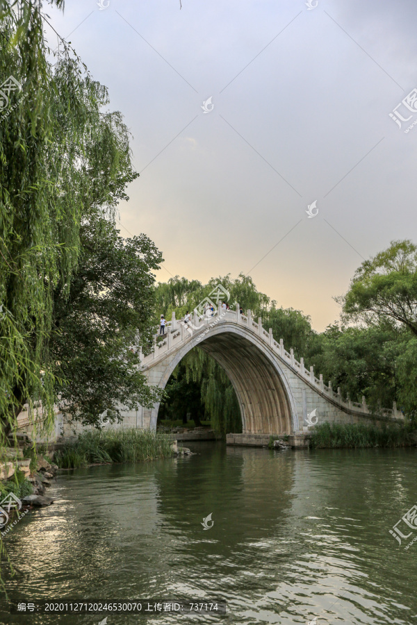 北京颐和园西堤六桥玉带桥