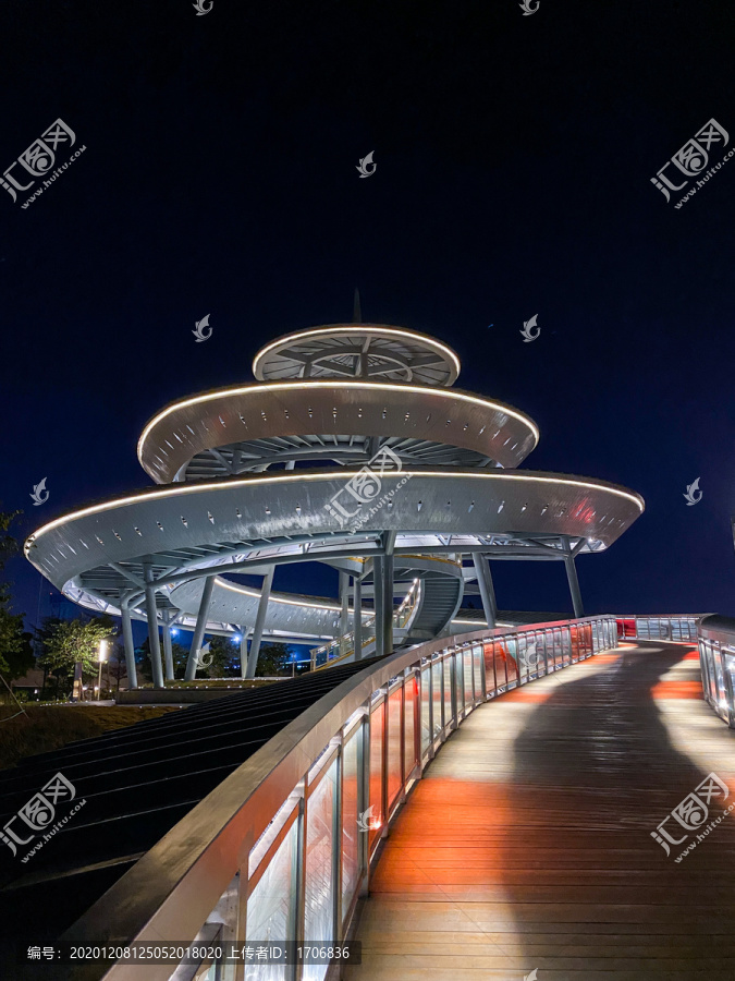 文翰湖公园UFO观景台