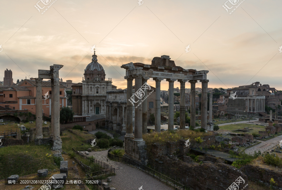 古罗马广场废墟清晨无人时的景观