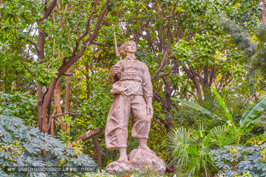 东海女民兵雕像