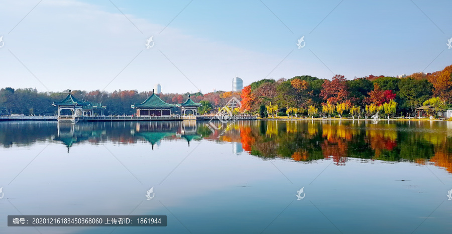 武汉东湖秋景