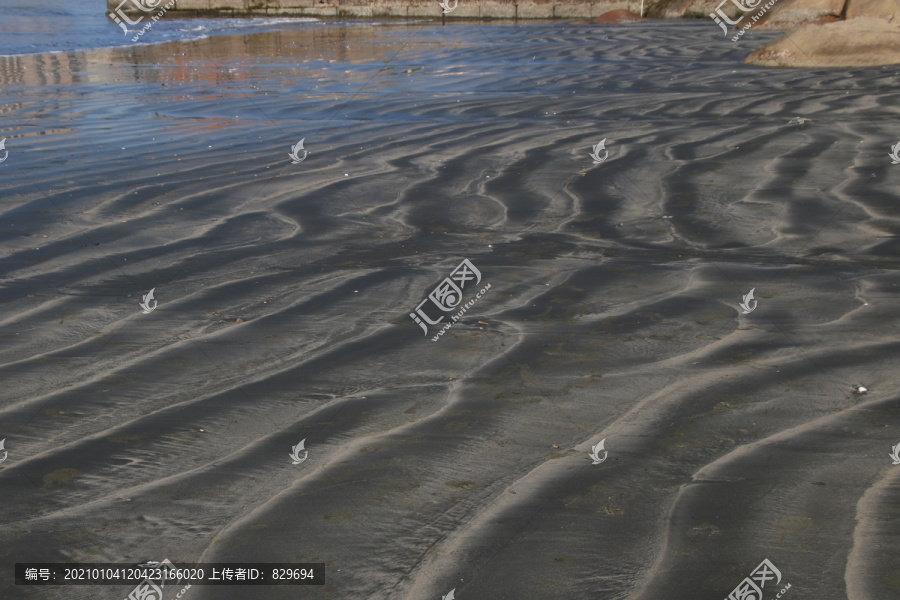 浪琴湾海边