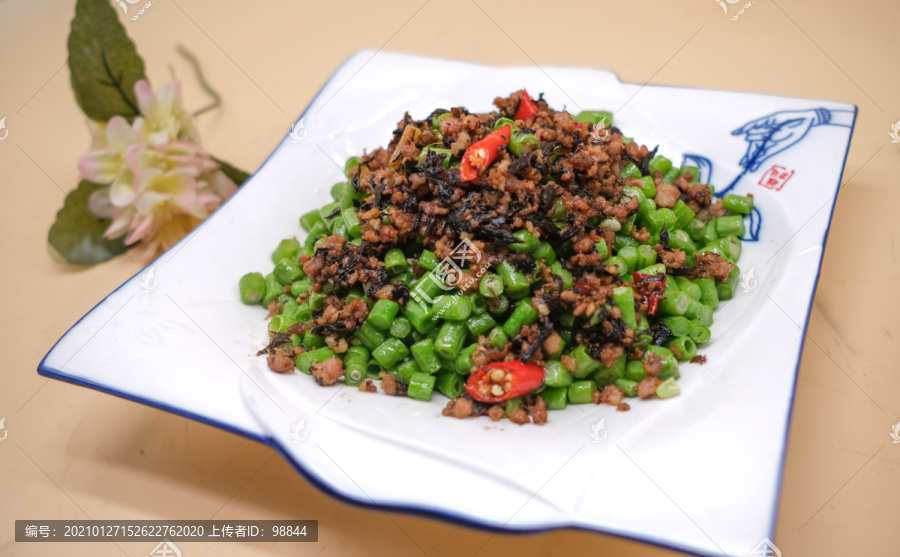 橄榄菜豇豆炒肉沫