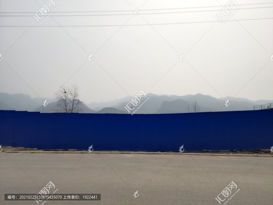 蓝色彩钢瓦围墙