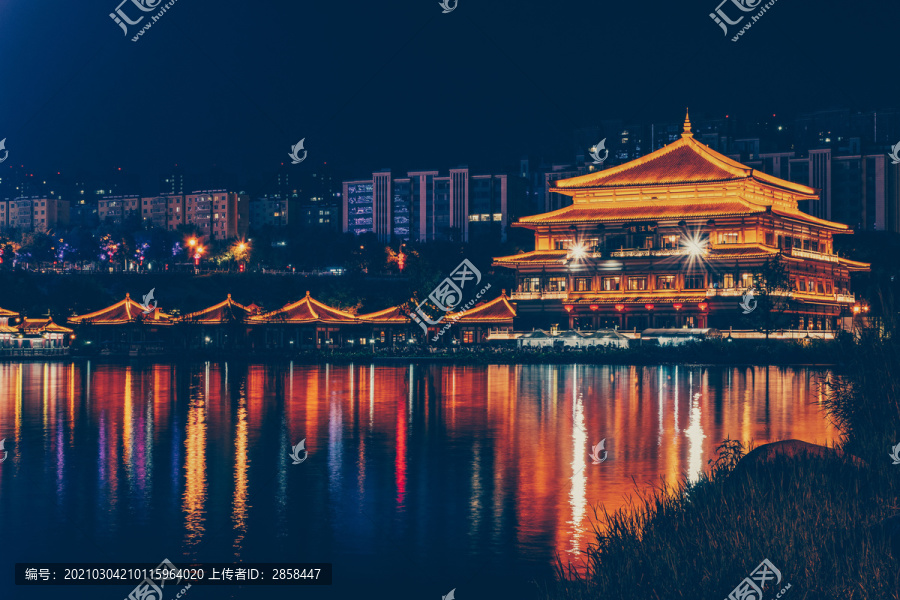 曲江南湖夜景