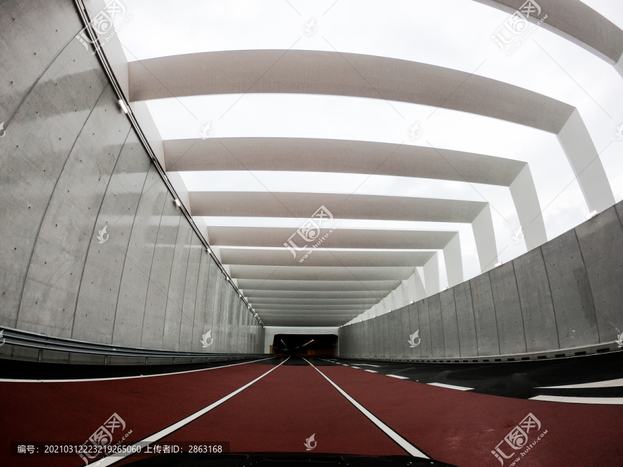 港珠澳大桥海底隧道引桥