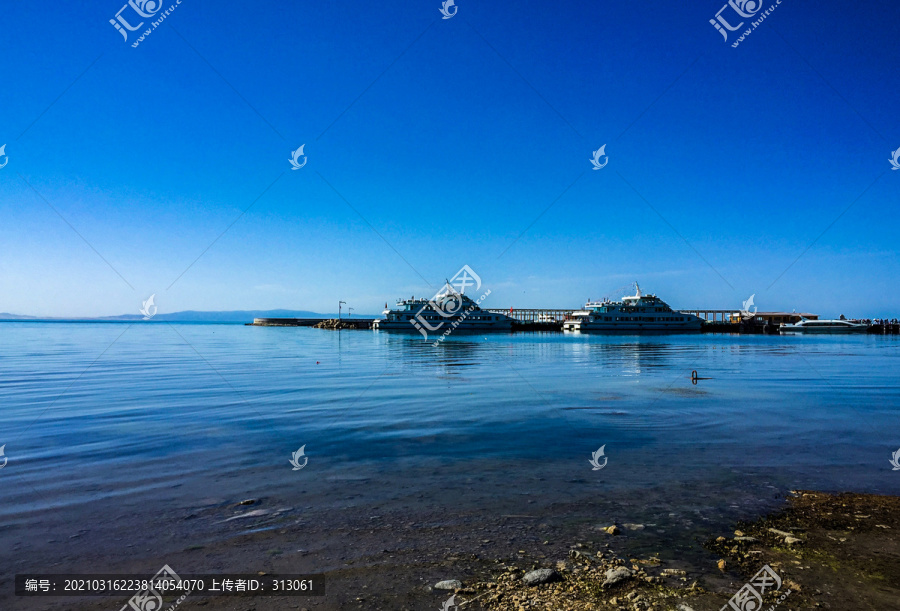 青海湖二郎剑景区