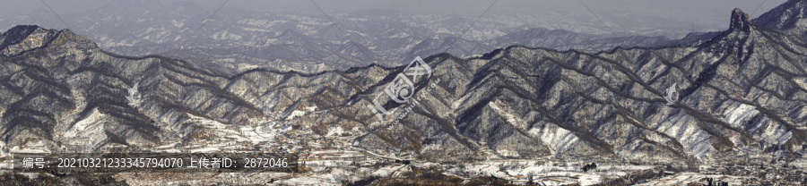 山村初雪