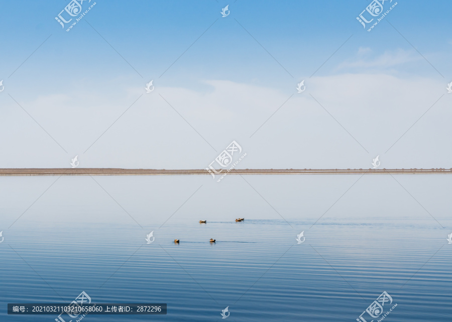 中国西部青海高原湖泊自然风光