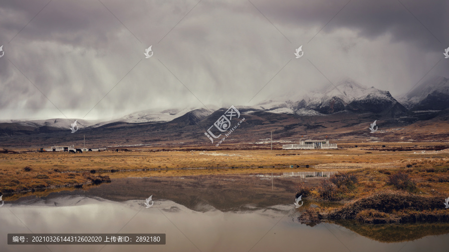 高原湖泊