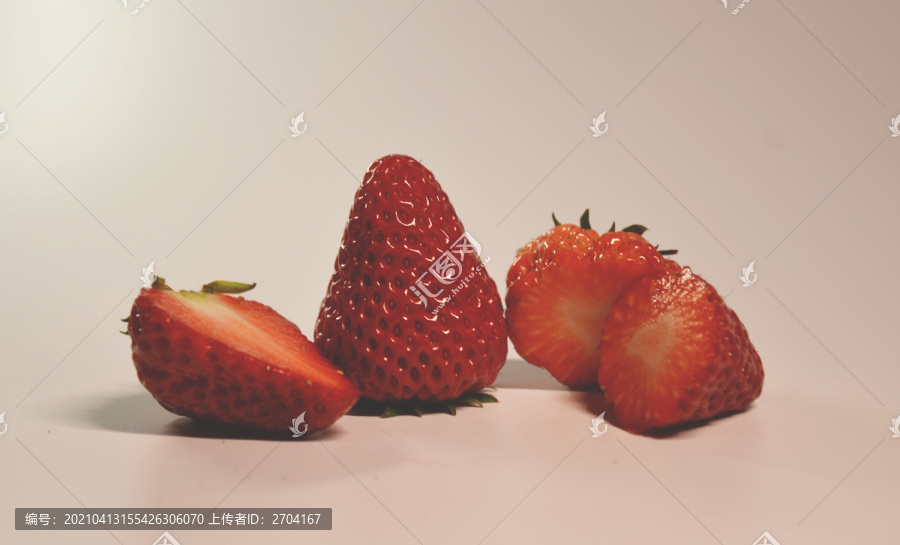 草莓切面图