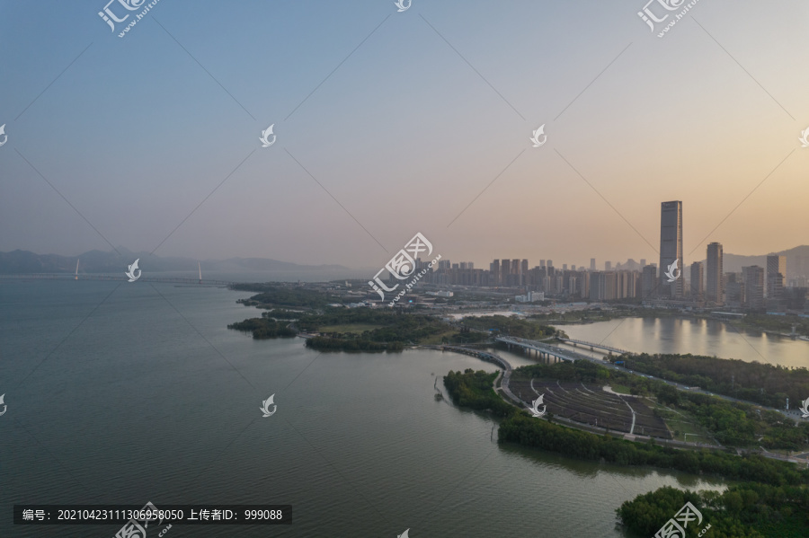 航拍深圳湾全景