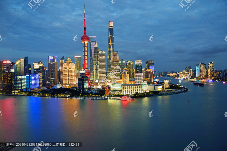 上海黄浦江浦东城市建筑风光夜景