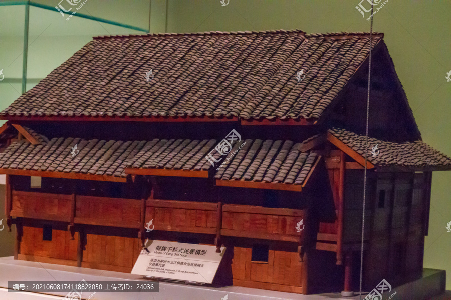 民族博物馆侗族干栏式民居模型