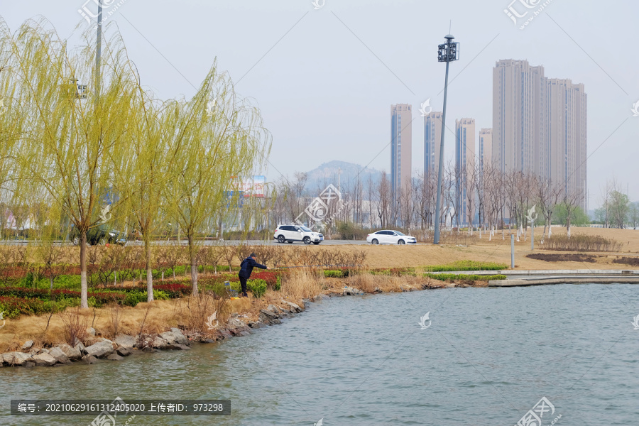 连云区海鸥广场河道