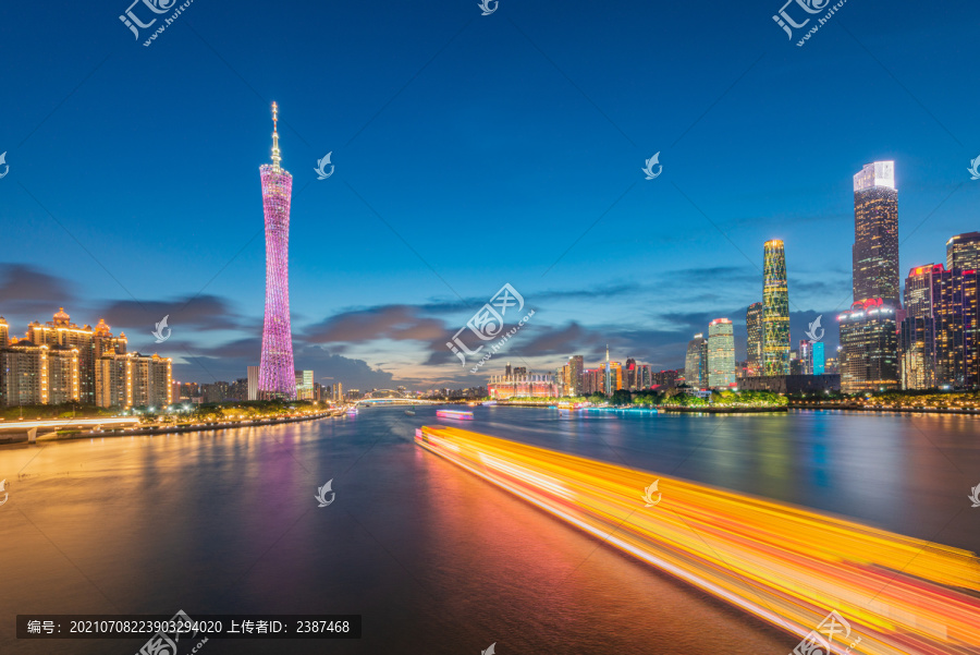 广州塔与珠江新城夜景