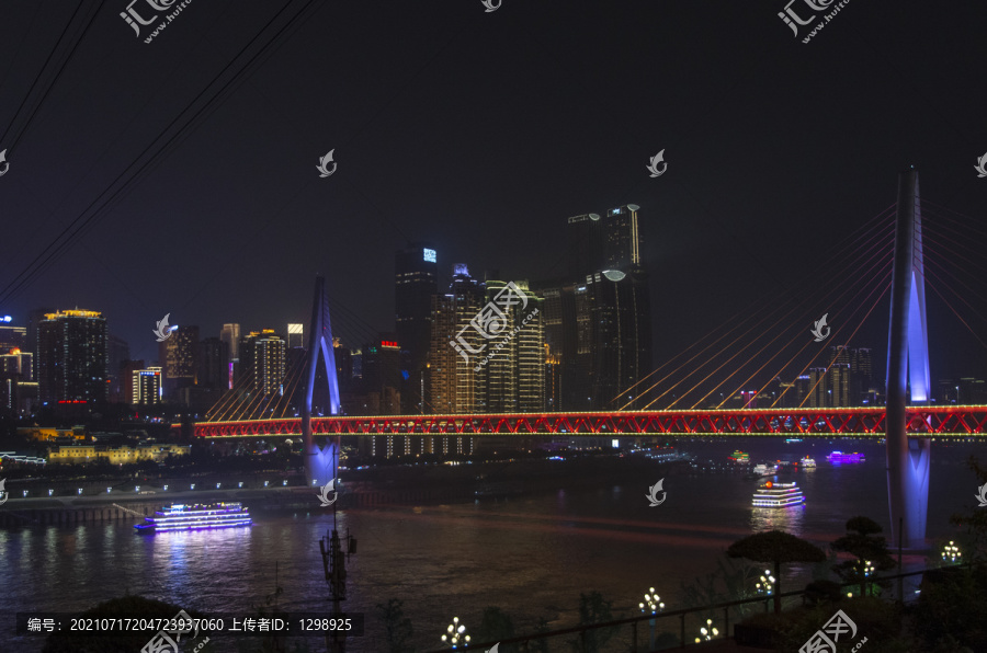 重庆东水门长江大桥夜景