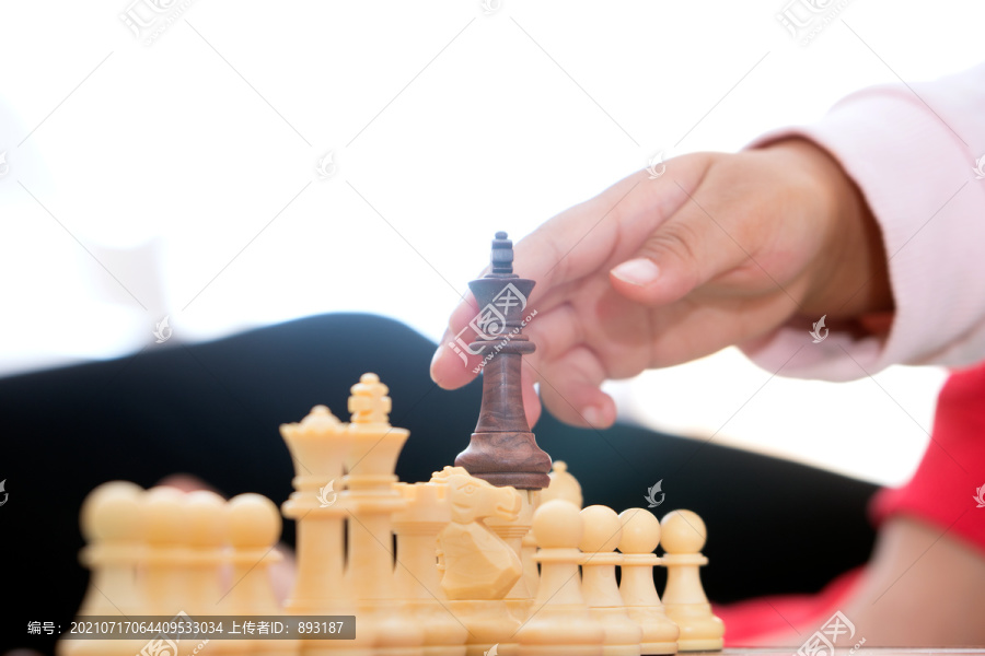 床上的国际象棋