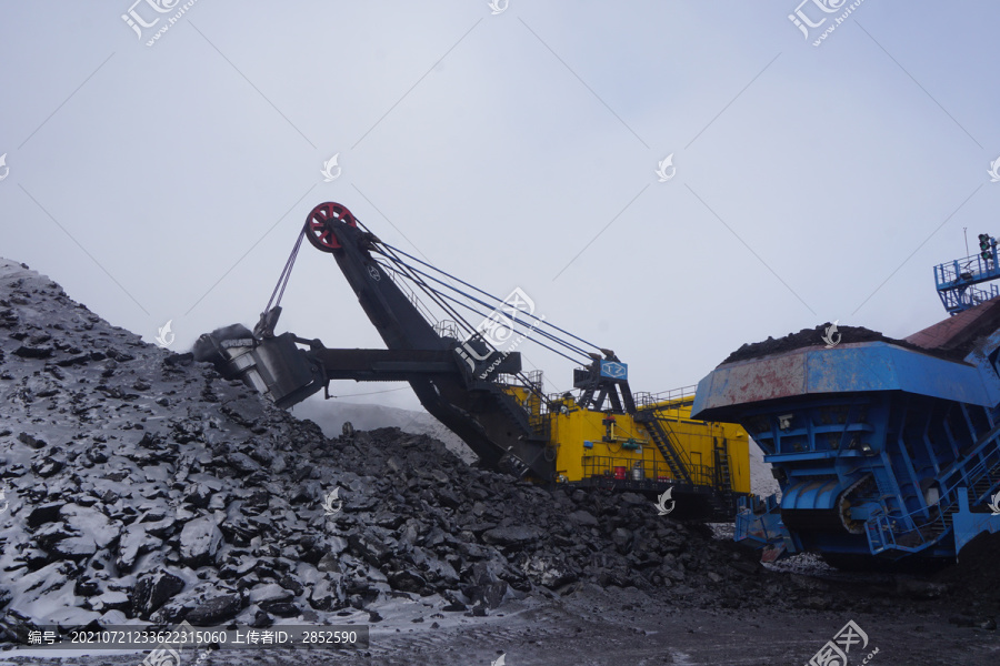 大型煤炭装载机