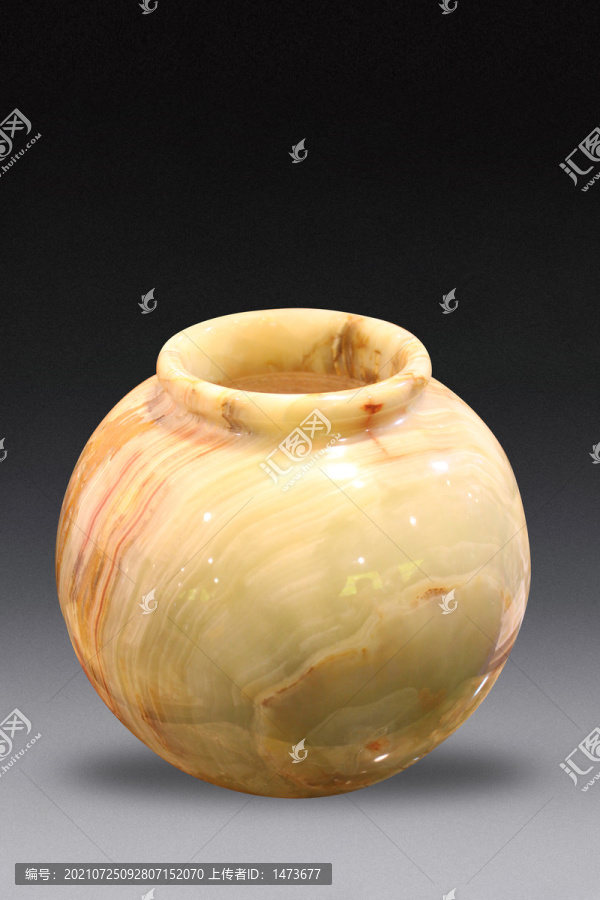 玉石球形花瓶