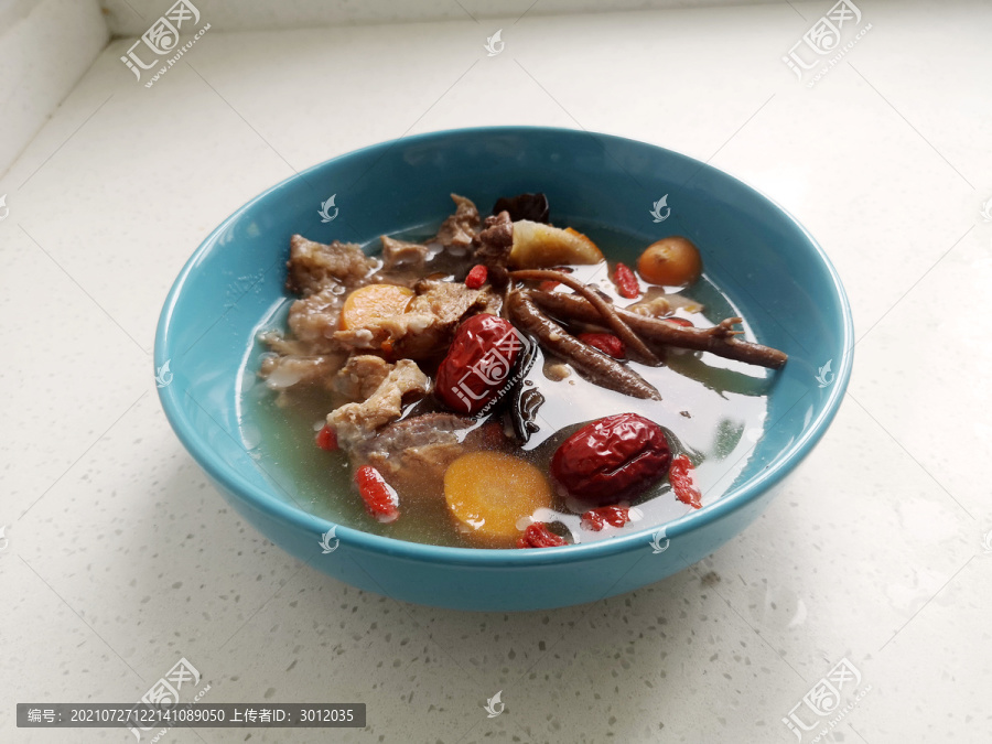 红枣枸杞胡萝卜排骨汤