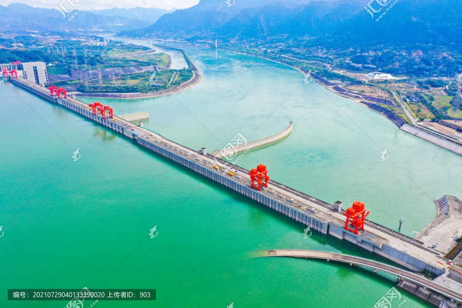 三峡水库大坝