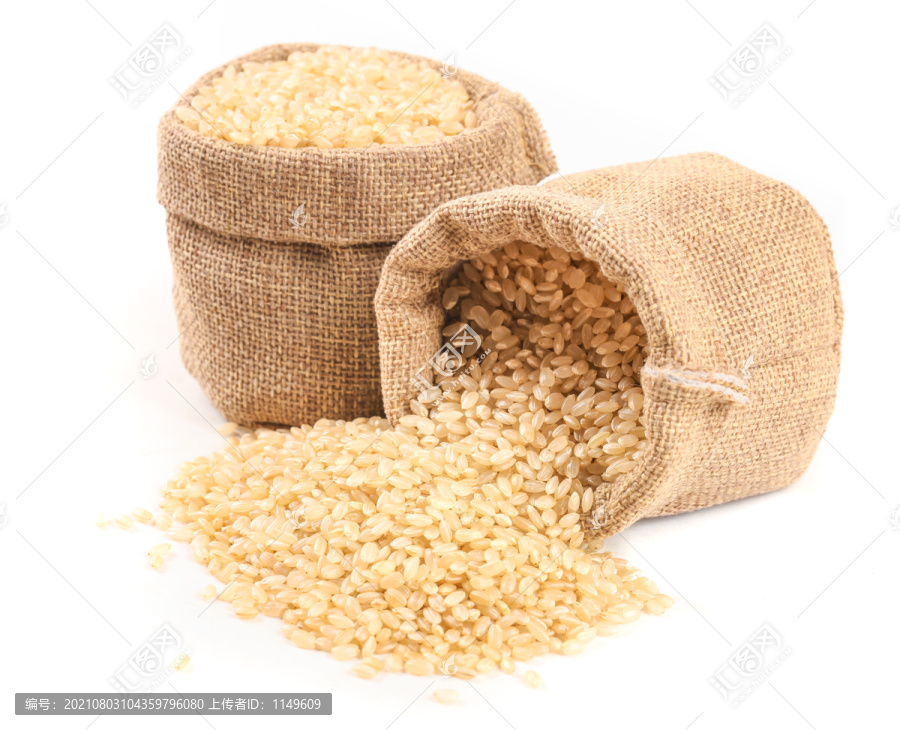 麻袋里的有机糙米