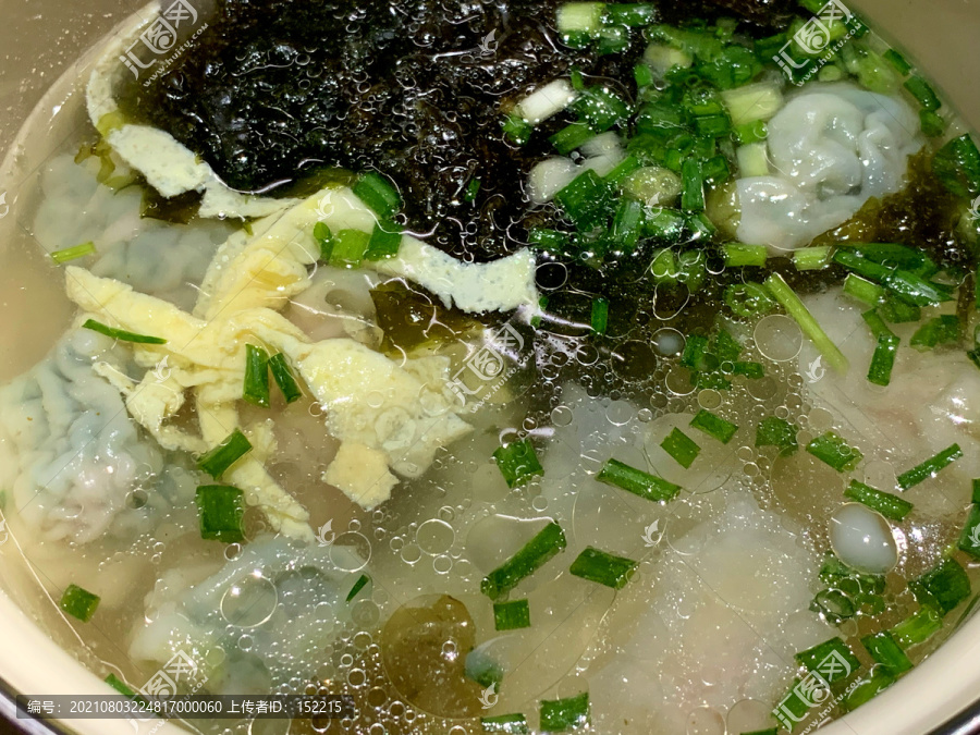 荠菜肉小馄饨