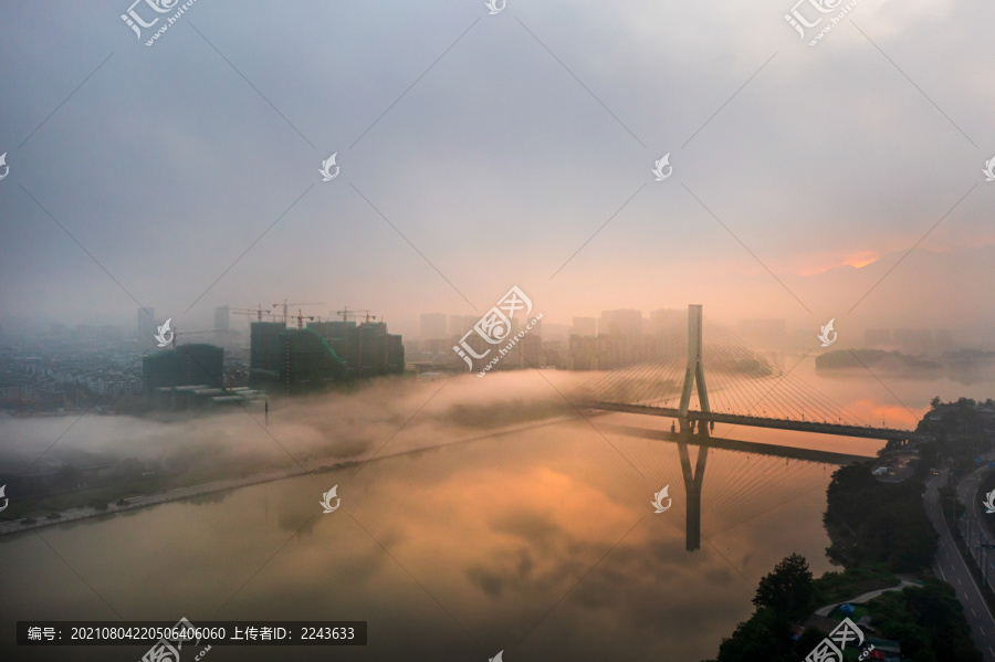 航拍中国浙江丽水南明湖云海朝霞