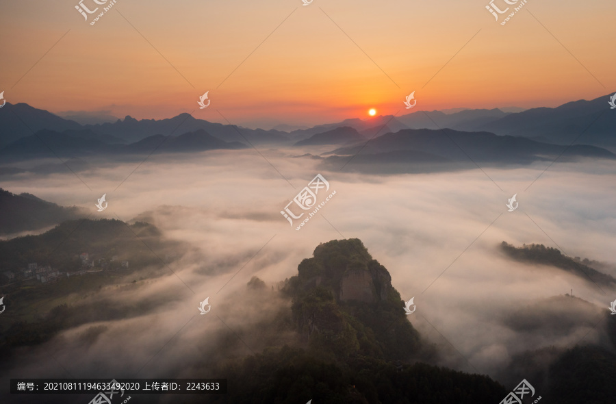 云海朝霞仙境浙江丽水东西岩