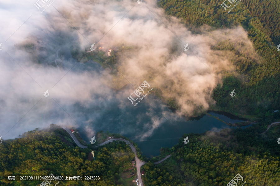 云海朝霞仙境浙江丽水东西岩