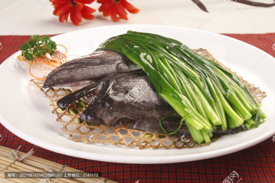 葱烤鲽鱼头