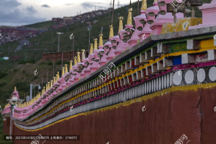 藏族寺庙围墙