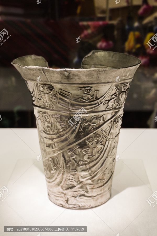 契穆文化锤揲工艺银杯