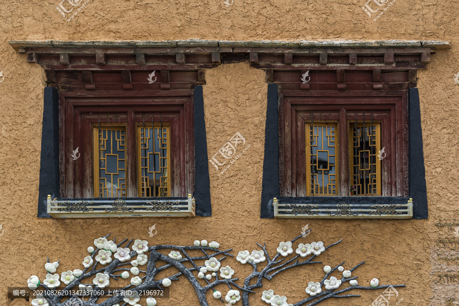 藏式双窗户