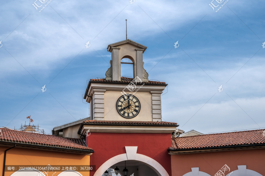 佛罗伦萨小镇的钟楼